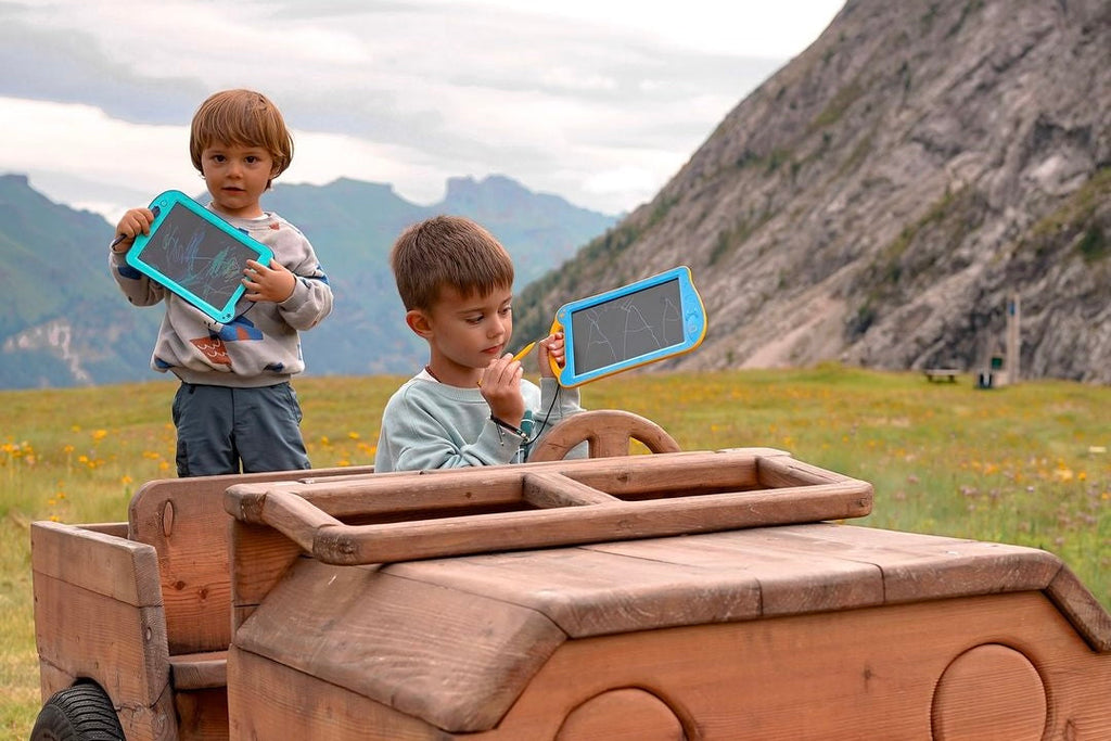 The Must-Have Educational Toy: Astrodraw LCD Tablet for Young Explorers