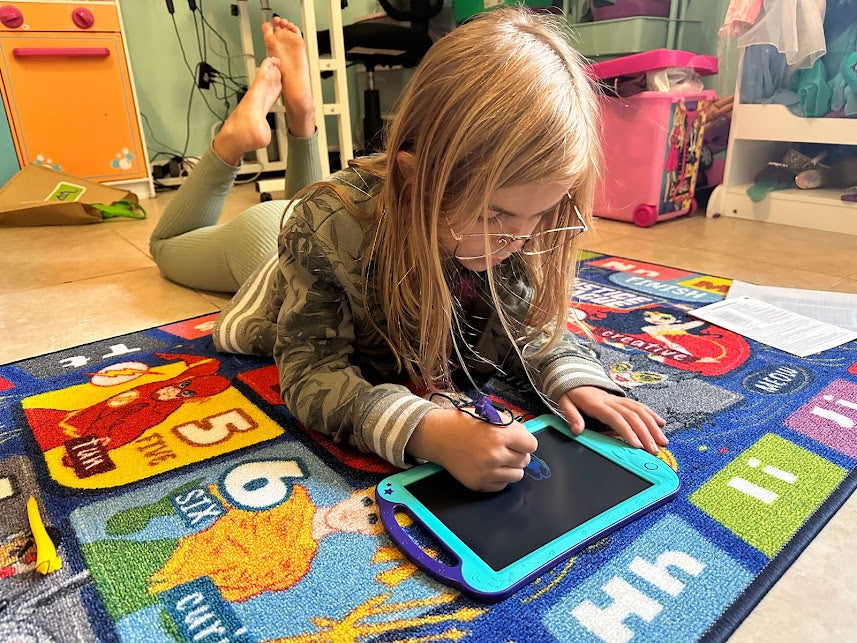 Unplugged Fun: Exploring the Unique Appeal of Astrodraw Drawing Pad